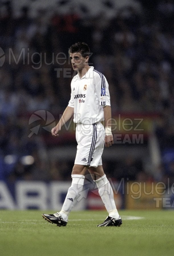 Partido de Champions League entre REAL MADRID-GENK (BÉLGICA) en el Santiago Bernabéu de Madrid. 2002