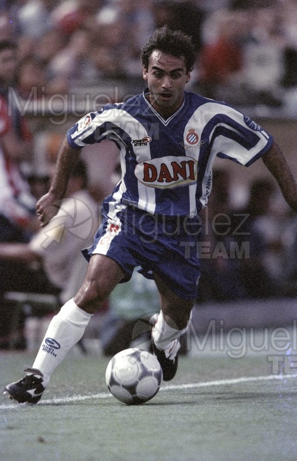 Final de la COPA DEL REY, celebrada entre el ESPANYOL-ATLÉTICO DE MADRID en el estadio de Mestalla de Valencia. 2000