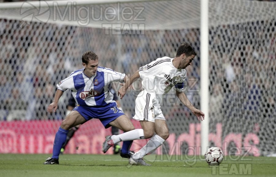 Partido de Liga 1ª División entre REAL MADRID-ESPANYOL, Madrid 2003.