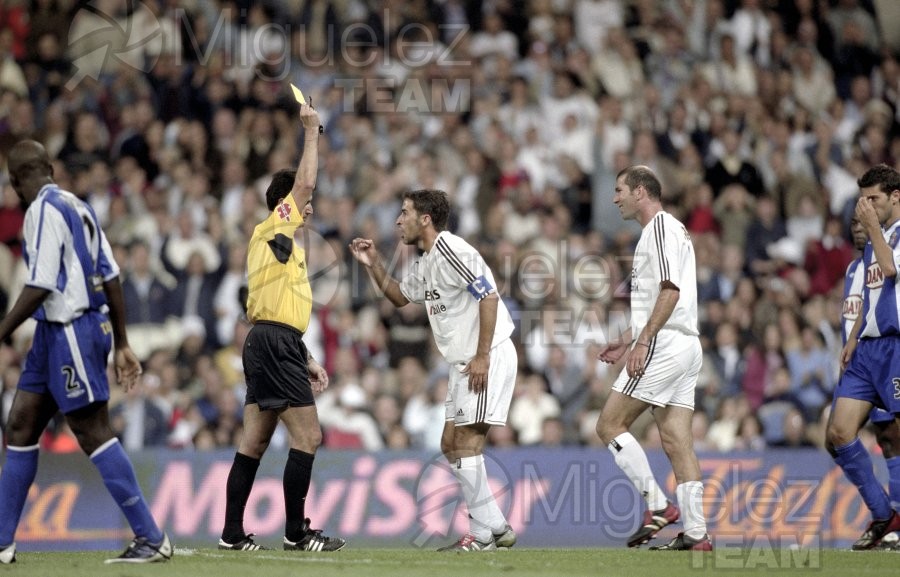 Partido de Liga 1ª División entre REAL MADRID-ESPANYOL, Madrid 2003.