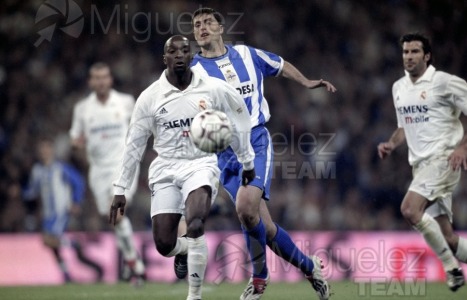 Partido de Liga 1ª División entre REAL MADRID-DEPORTIVO DE LA CORUÑA, Madrid 2003.