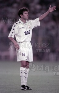 FUTBOL: Encuentro liga 1ª División entre REAL MADRID-ATHLETIC DE BILBAO en el estadio Santiago Bernabéu (Madrid). 1995