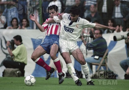 Partido de Liga 1ª División REAL MADRID-ATLÉTICO DE MADRID en el Campo Santiago Bernabéu (Madrid). 1993