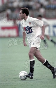 Encuentro de Liga 1ª División entre ATLÉTICO DE MADRID-VALENCIA en el Vicente Calderón (Madrid). 1994