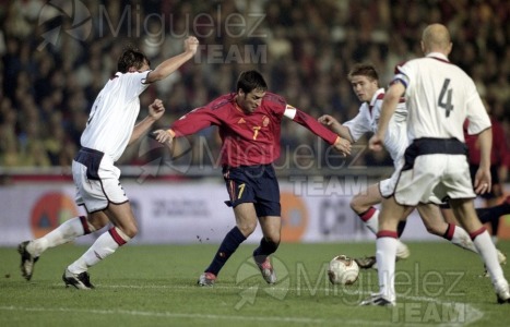 Partido Internacional de Clasificación para la Eurocopa de Portugal 2004 entre ESPAÑA-NORUEGA, Valencia 2003.