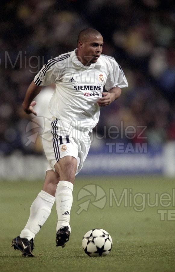 Partido Internacional de Liga de Campeones entre REAL MADRID-JUVENTUS, Madrid 2003.