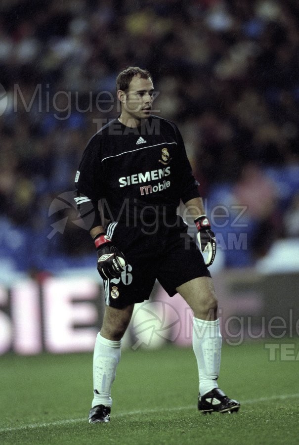 Partido amistoso entre REAL MADRID-SELECCION MUNDIAL, Madrid 2002.