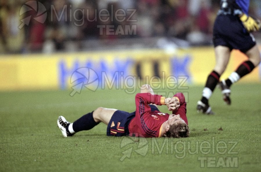 Partido Internacional de Clasificación para la Eurocopa de Portugal 2004 entre ESPAÑA-NORUEGA, Valencia 2003.