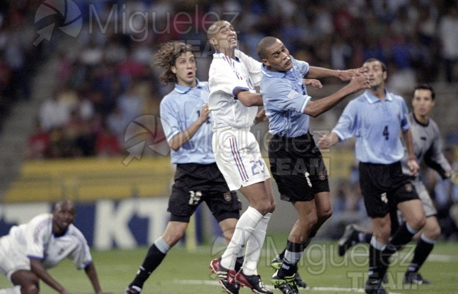 Copa del Mundo JAPON/COREA DEL SUR-2002. Partido entre FRANCIA-URUGUAY, Busan (Corea del Sur) 2002.