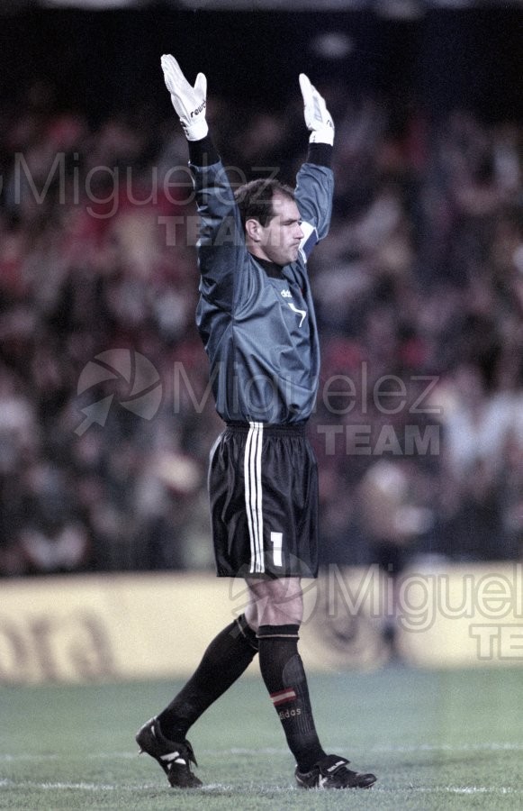 Partido Internacional de Clasificación para el MUNDIAL de Francia-1998 entre ESPAÑA-YUGOSLAVIA (Valencia) 1996.