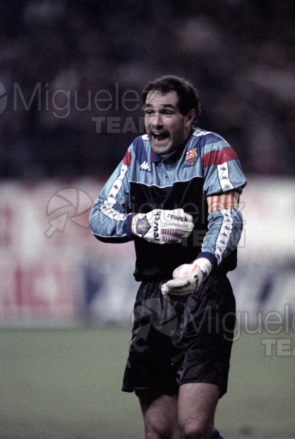 Final de la SUPERCOPA partido entre el ATLÉTICO DE MADRID-BARCELONA en el Vicente Calderón (Madrid) 1992