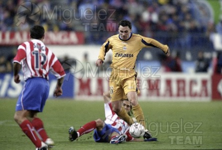 Partido de Liga 1ª División entre ATLÉTICO DE MADRID-DEPORTIVO DE LA CORUÑA, Madrid 2003.