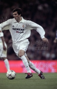 Partido de Liga 1ª División entre REAL MADRID-DEPORTIVO DE LA CORUÑA, Madrid 2003.