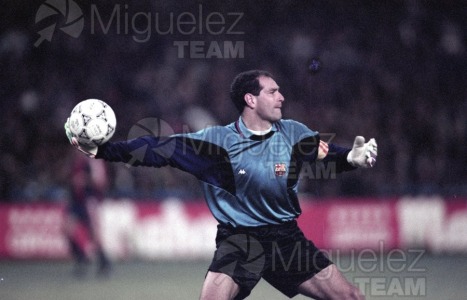 Partido de Liga 1ª División entre REAL MADRID-BARCELONA en el Campo del Madrid. 1993