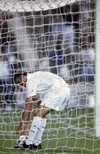 Encuentro de Liga 1ª División entre REAL MADRID-REAL VALLADOLID en el estadio Santiago Bernabéu de Madrid. 1995 