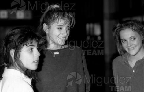 Regreso de la expedición de Gimnasia a los JJOO de Seúl-1988. Aeropuerto de Barajas (Madrid).