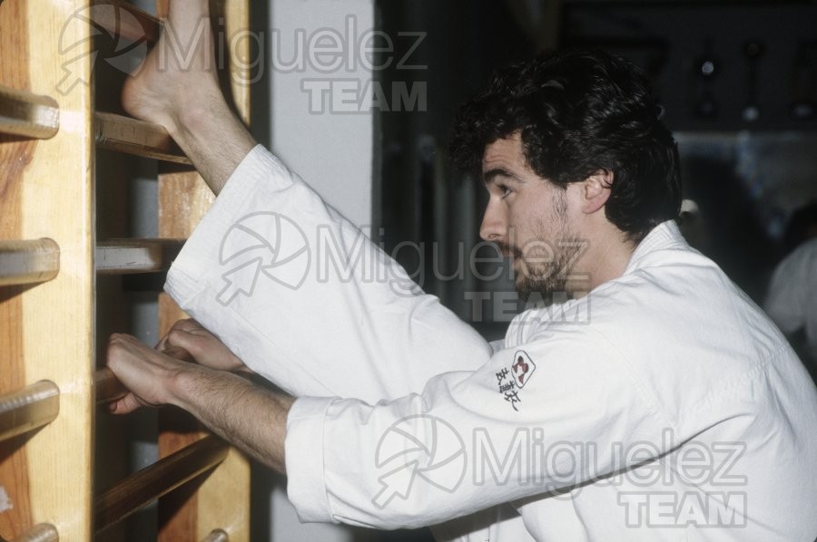 Reportaje gráfico al karateca Oscar Zazo (Madrid) 1986.