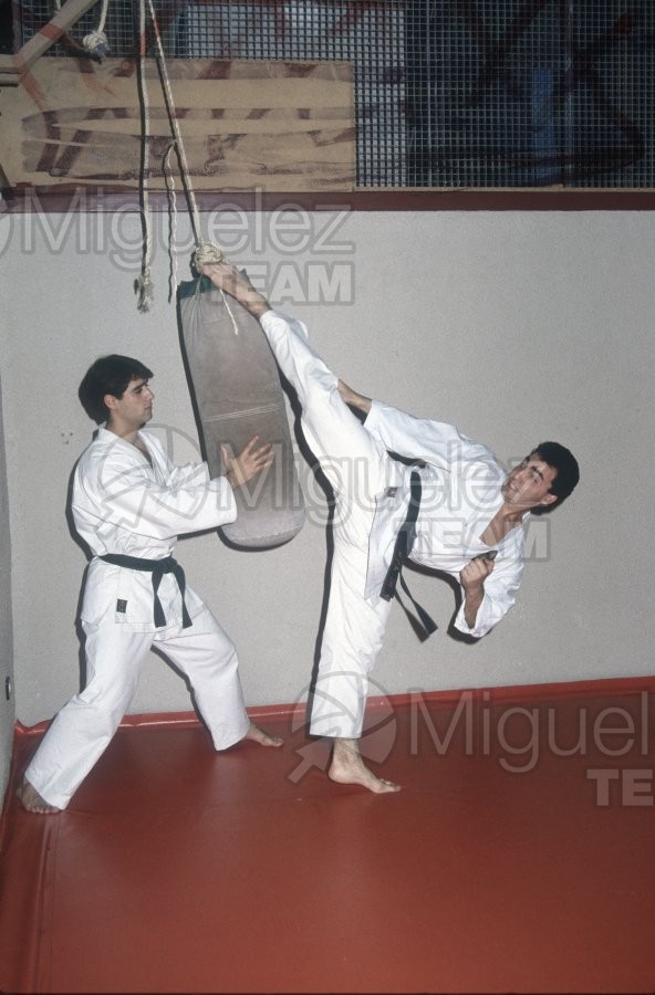 Reportaje gráfico del karateca Jose Manuel Egea (Madrid) 1986.