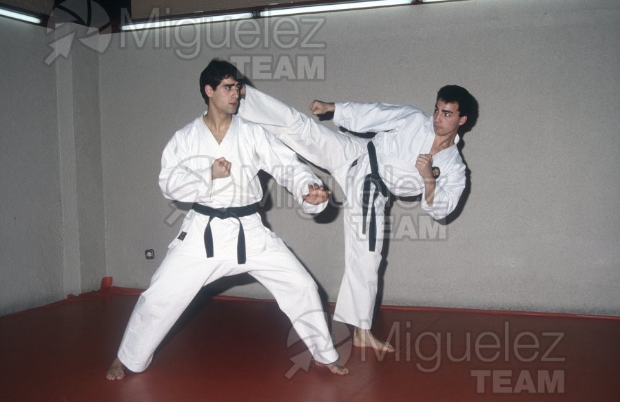 Reportaje gráfico del karateca Jose Manuel Egea (Madrid) 1986.