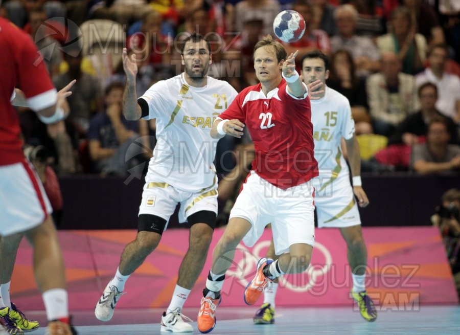 JUEGOS OLIMPICOS LONDRES 2012; celebrados del 27-07-2012 al 12-08-2012. 
 BALONMANO:  Pabellón Copper Box, 31-07-2012.  Partido de eliminatorias entre Dinamarca - España; resultado 24-23. 