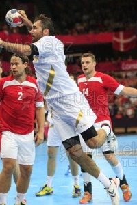 JUEGOS OLIMPICOS LONDRES 2012; celebrados del 27-07-2012 al 12-08-2012. 
 BALONMANO:  Pabellón Copper Box, 31-07-2012.  Partido de eliminatorias entre Dinamarca - España; resultado 24-23. 