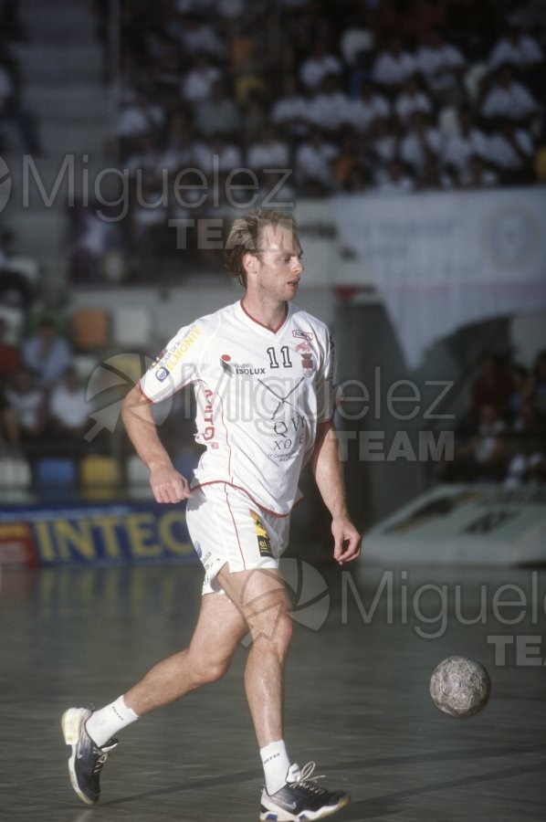 Partido de Liga ASOBAL entre CIUDAD REAL y otro en su pabellón de CIUDAD REAL. 2003