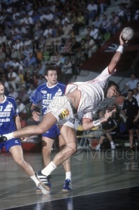 Partido de Liga ASOBAL entre CIUDAD REAL y otro en su pabellón de CIUDAD REAL. 2003