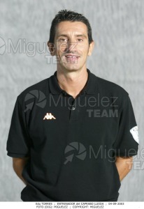 Reportaje Gráfico del equipo de baloncesto de la ACB LLEIDA en su pabellón (Lérida). 2003